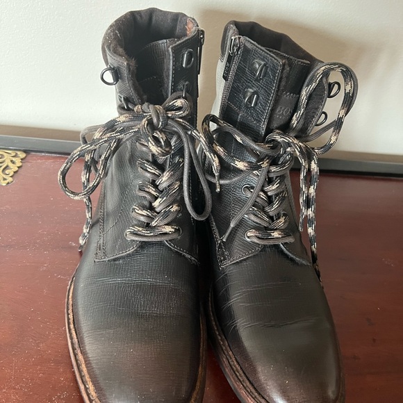 Hugo Boss OG Leather Winter Boots - Picture 6 of 10